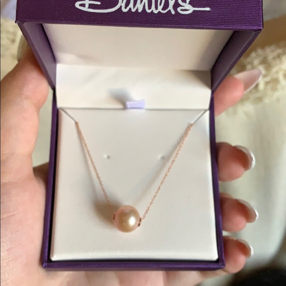 Rose Gold and Pearl Necklace